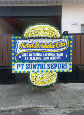 Papan Bunga Duka di Karang Sari